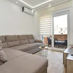 Kaan Apartment